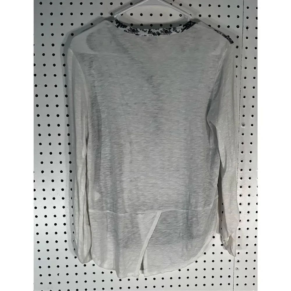 Lucky Brand top - Picture 2 of 5
